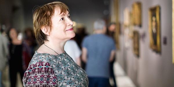 Lady visiting a museum